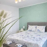 Two Bedrooms Four Seasons - Free Parking - Complex Carpe Diem