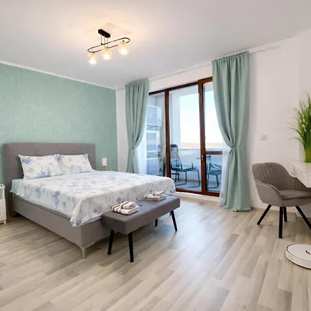 Two Bedrooms Four Seasons - Free Parking - Complex Carpe Diem * Балчик