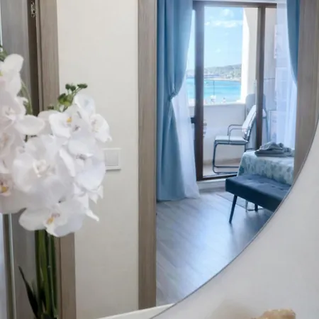 Two Bedrooms Four Seasons - Free Parking - Complex Carpe Diem Baltjik