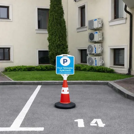 Two Bedrooms Four Seasons - Free Parking - Complex Carpe Diem Balchik