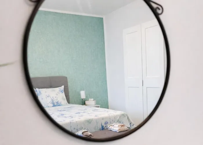 Four Seasons - Two Bedrooms - Free Parking - Complex Carpe Diem דירה *