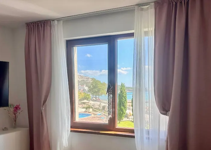 דירה Four Seasons - Two Bedrooms - Free Parking - Complex Carpe Diem